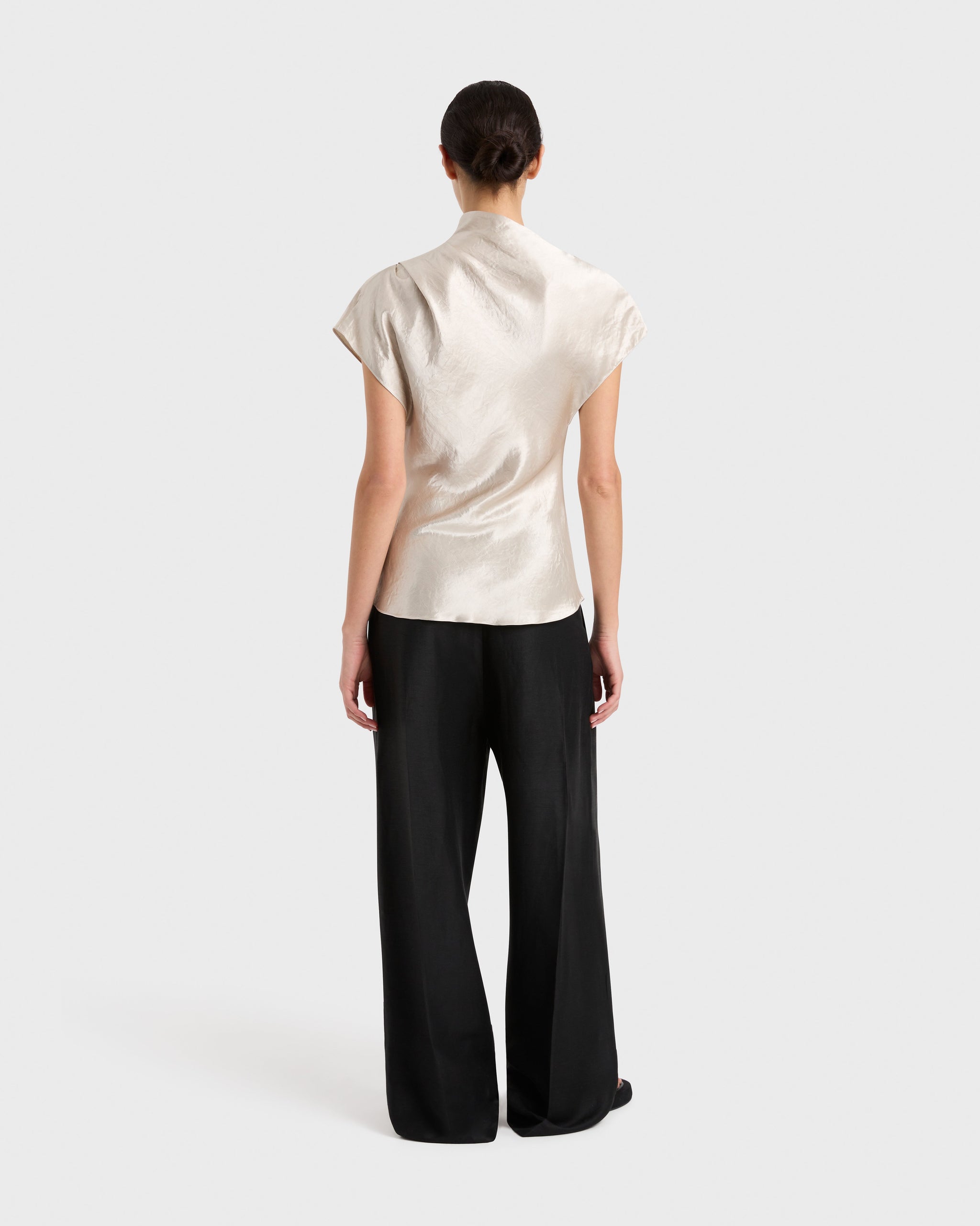 BONDI_BORN_Kobe_Pleat_Shoulder